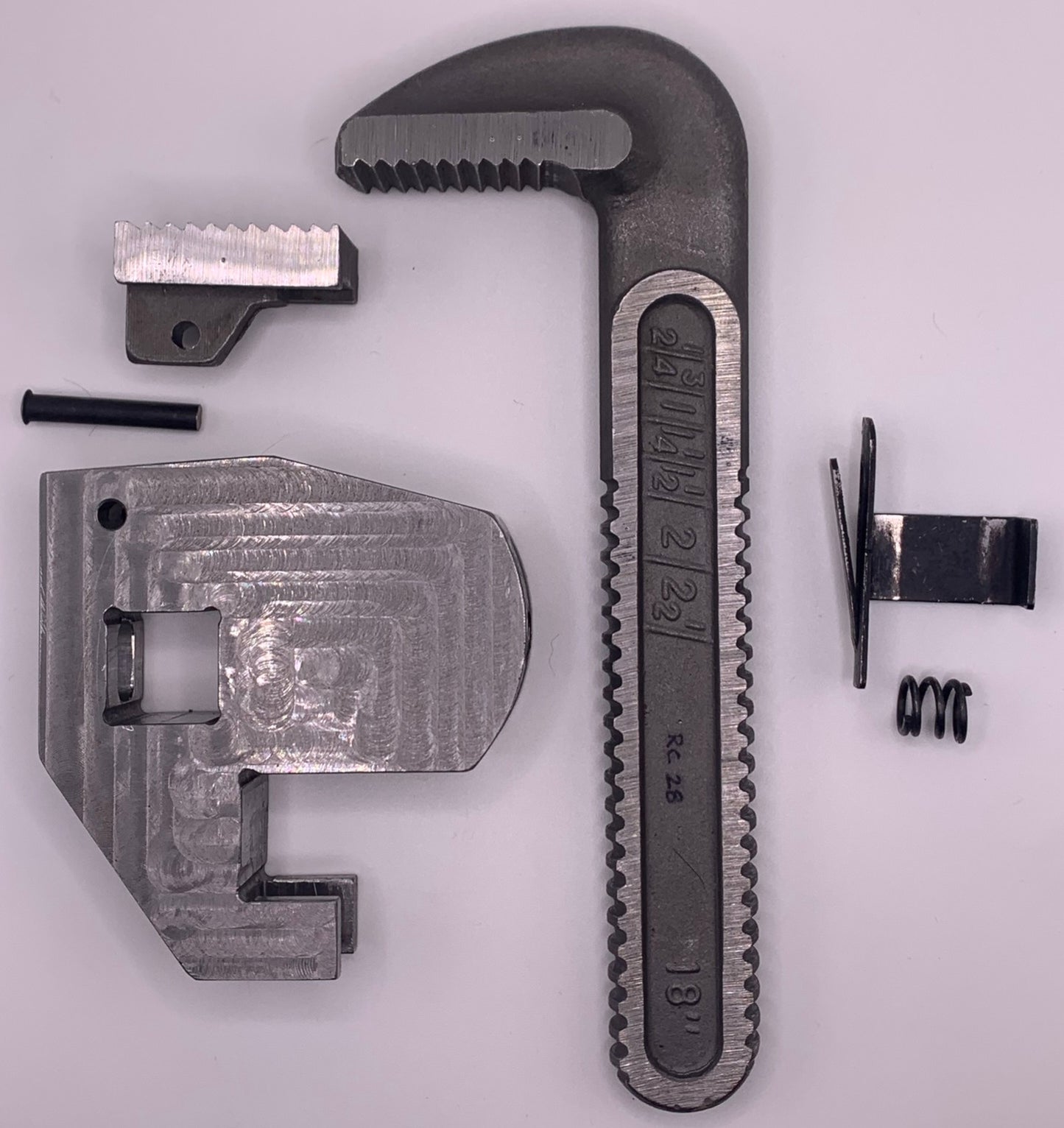 Parallel-Drive Pipe Wrench 18"