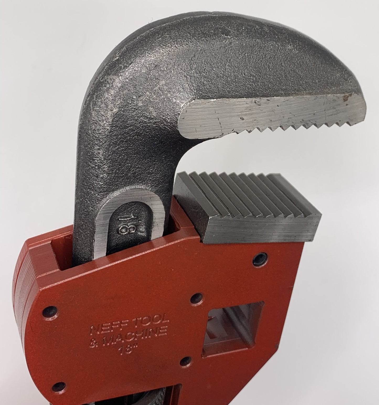 Parallel-Drive Pipe Wrench 18"